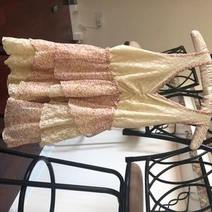 Cream/pale yellow lace top w/ floral print.Medium